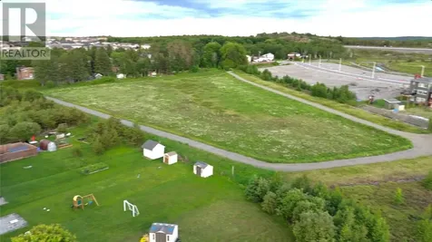86 Rinkside Court Sudbury ON P3E 0E3