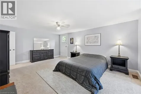 938 Cloverleaf Drive Burlington ON L7T 3Y9
