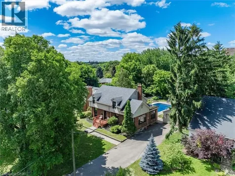 938 Cloverleaf Drive Burlington ON L7T 3Y9