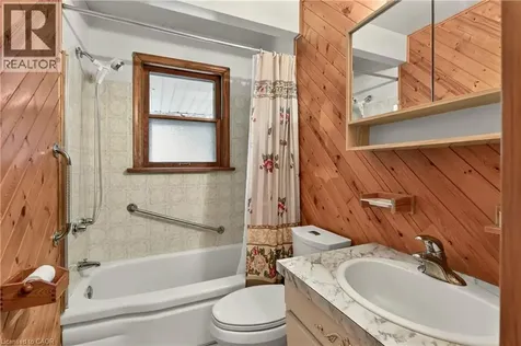 184 West 33rd Street Hamilton ON L9C 5J5