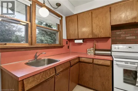 184 West 33rd Street Hamilton ON L9C 5J5