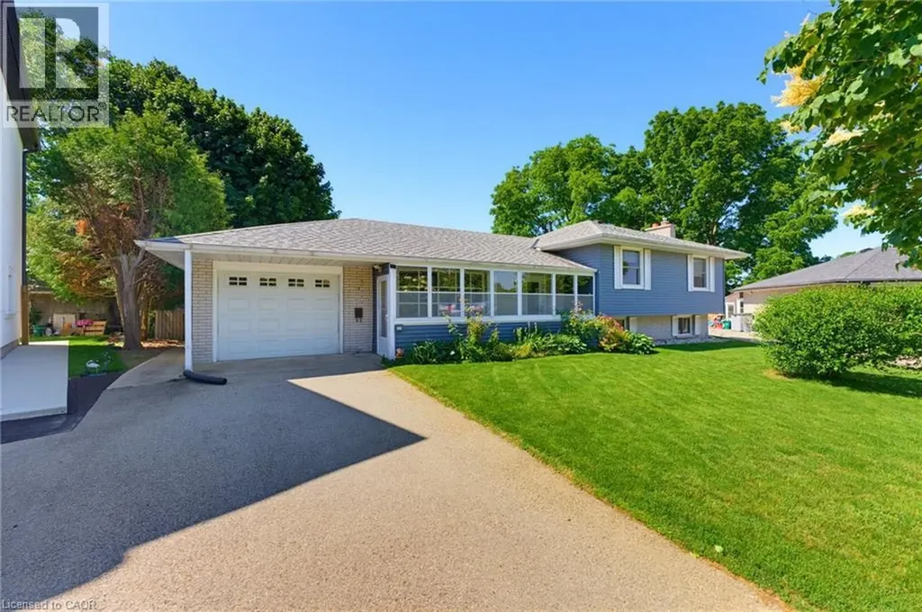 6 Treelawn Terrace Brantford ON N3R 3P6