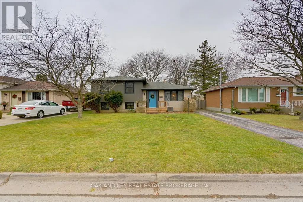 13 Dunwich Drive St. Thomas ON N5R 4T7