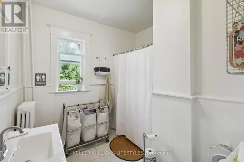 33 Station Street St. Thomas ON N5P 2X1