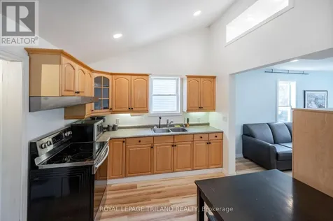 17 Trafalgar Street St. Thomas ON N5P 1P1