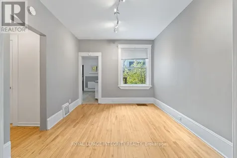 60 Clarey Avenue Ottawa ON K1S 2R7