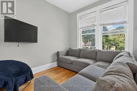 60 Clarey Avenue Ottawa ON K1S 2R7