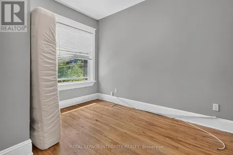 60 Clarey Avenue Ottawa ON K1S 2R7