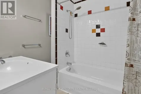 60 Clarey Avenue Ottawa ON K1S 2R7