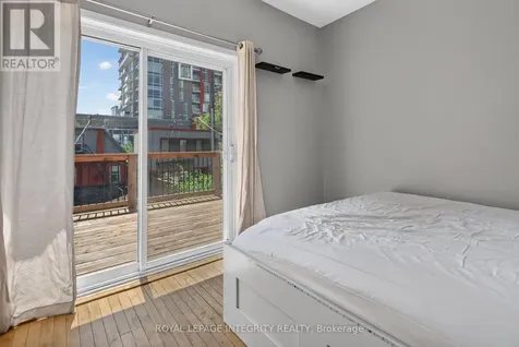 60 Clarey Avenue Ottawa ON K1S 2R7