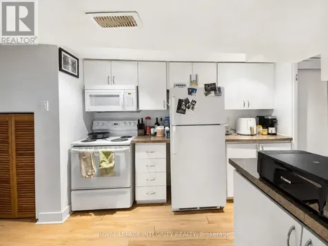 60 Clarey Avenue Ottawa ON K1S 2R7