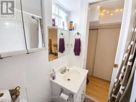 60 Clarey Avenue Ottawa ON K1S 2R7