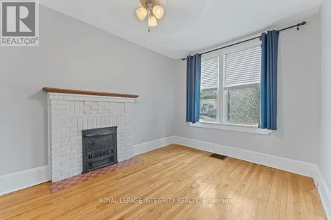 60 Clarey Avenue Ottawa ON K1S 2R7
