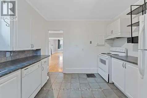 60 Clarey Avenue Ottawa ON K1S 2R7