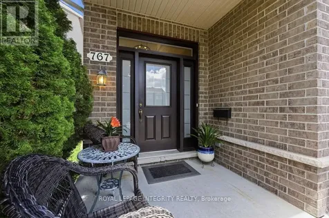 767 Fletcher Circle Ottawa ON K2T 0A8