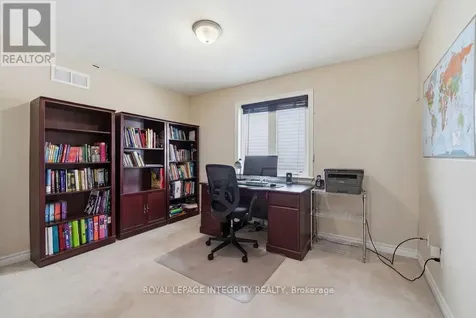 767 Fletcher Circle Ottawa ON K2T 0A8