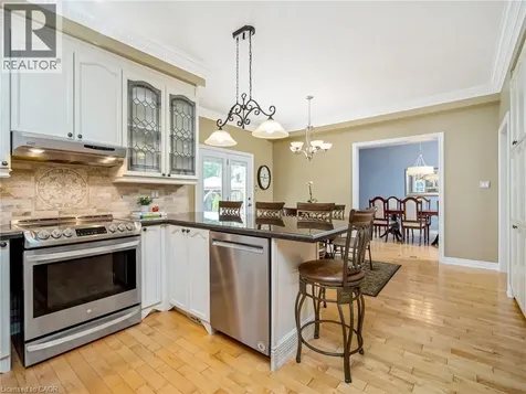 15 Trillium Terrace Halton Hills ON L7J 2W8