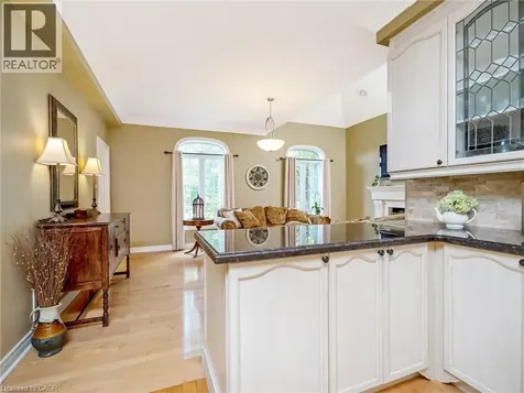 15 Trillium Terrace Halton Hills ON L7J 2W8