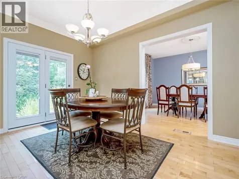 15 Trillium Terrace Halton Hills ON L7J 2W8