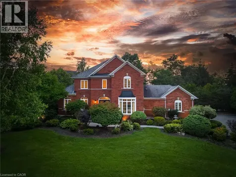 15 Trillium Terrace Halton Hills ON L7J 2W8