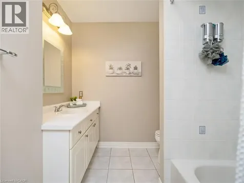 15 Trillium Terrace Halton Hills ON L7J 2W8