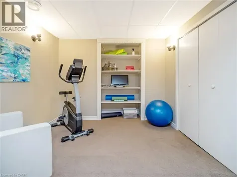 15 Trillium Terrace Halton Hills ON L7J 2W8