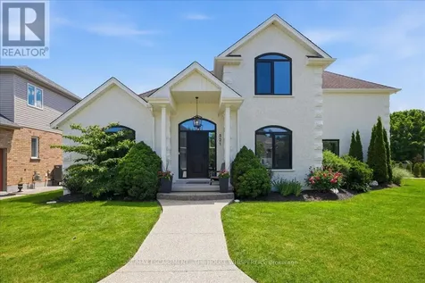 521 Falconridge Crescent Kitchener ON N2K 4H9