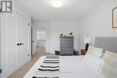 521 Falconridge Crescent Kitchener ON N2K 4H9