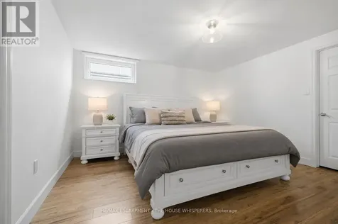521 Falconridge Crescent Kitchener ON N2K 4H9