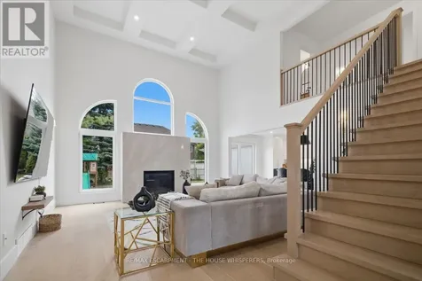 521 Falconridge Crescent Kitchener ON N2K 4H9