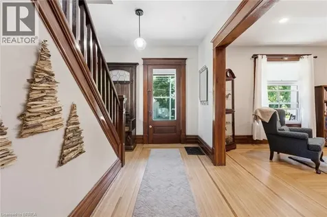 73 Grand River Street South Paris ON N3L 2B5