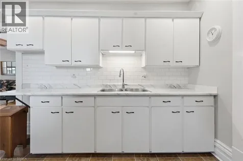 73 Grand River Street South Paris ON N3L 2B5