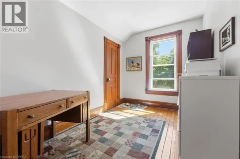 73 Grand River Street South Paris ON N3L 2B5