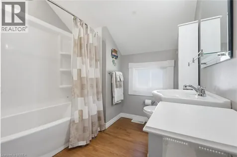 73 Grand River Street South Paris ON N3L 2B5