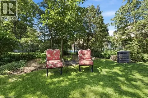 73 Grand River Street South Paris ON N3L 2B5
