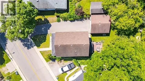 73 Grand River Street South Paris ON N3L 2B5