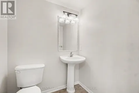 54 Meadowcroft Crescent Ottawa ON K1J 1H2