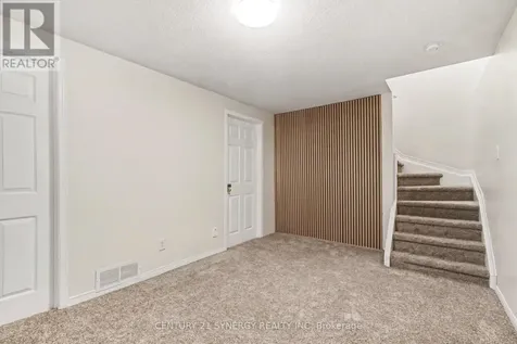 54 Meadowcroft Crescent Ottawa ON K1J 1H2
