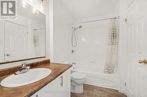 54 Meadowcroft Crescent Ottawa ON K1J 1H2