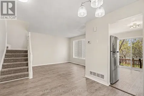 54 Meadowcroft Crescent Ottawa ON K1J 1H2