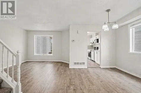 54 Meadowcroft Crescent Ottawa ON K1J 1H2