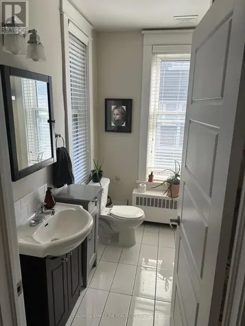 58 Madison Avenue North Kitchener ON N2H 2Z6