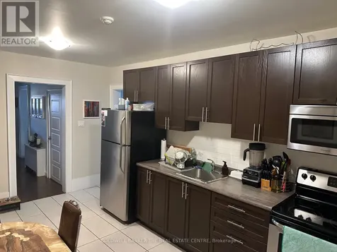 58 Madison Avenue North Kitchener ON N2H 2Z6