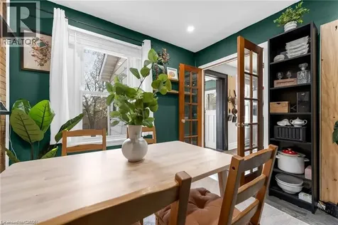 22 Cope Street Hamilton ON L8H 5A9