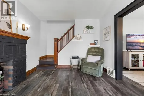 22 Cope Street Hamilton ON L8H 5A9