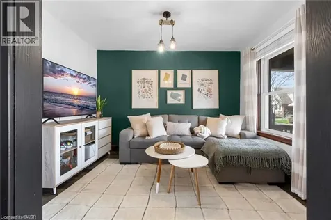 22 Cope Street Hamilton ON L8H 5A9