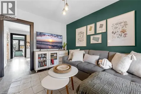 22 Cope Street Hamilton ON L8H 5A9