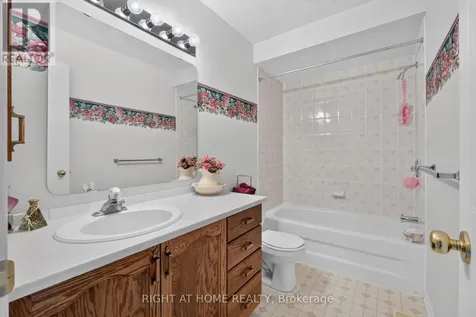 6165 Arbourwood Drive Ottawa ON K1C 7L5