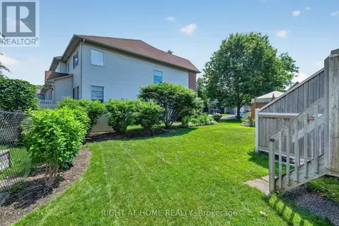 6165 Arbourwood Drive Ottawa ON K1C 7L5