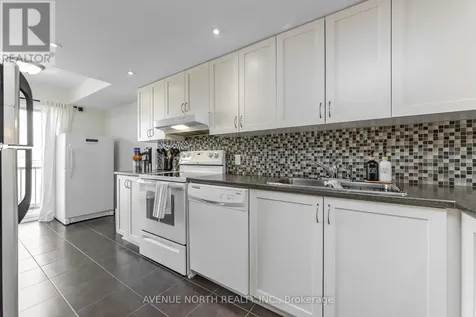 573B Chapman Mills Drive Ottawa ON K2J 5T2